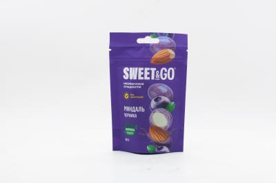 Конфеты Sweet&Go в черничной глазури с цельным миндалем (Россия) 80г